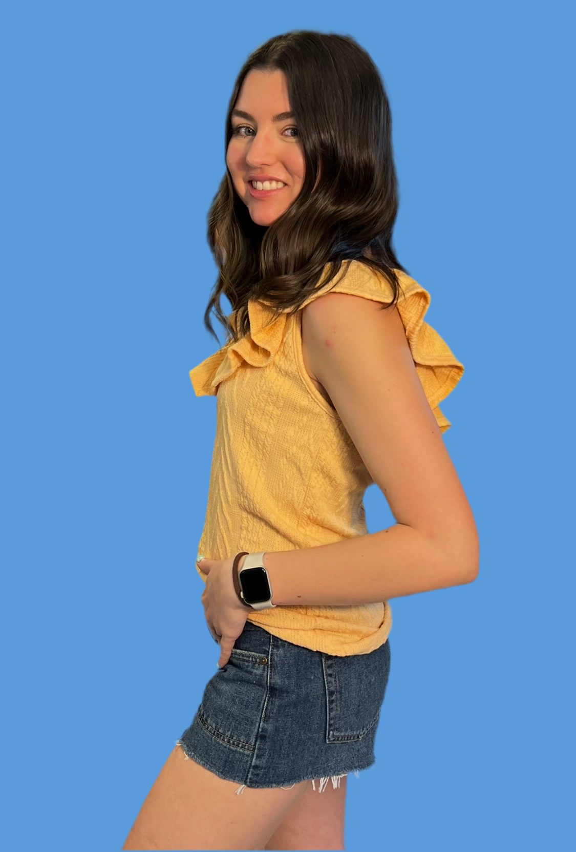 CABLE KNIT RUFFLED V NECK TOP