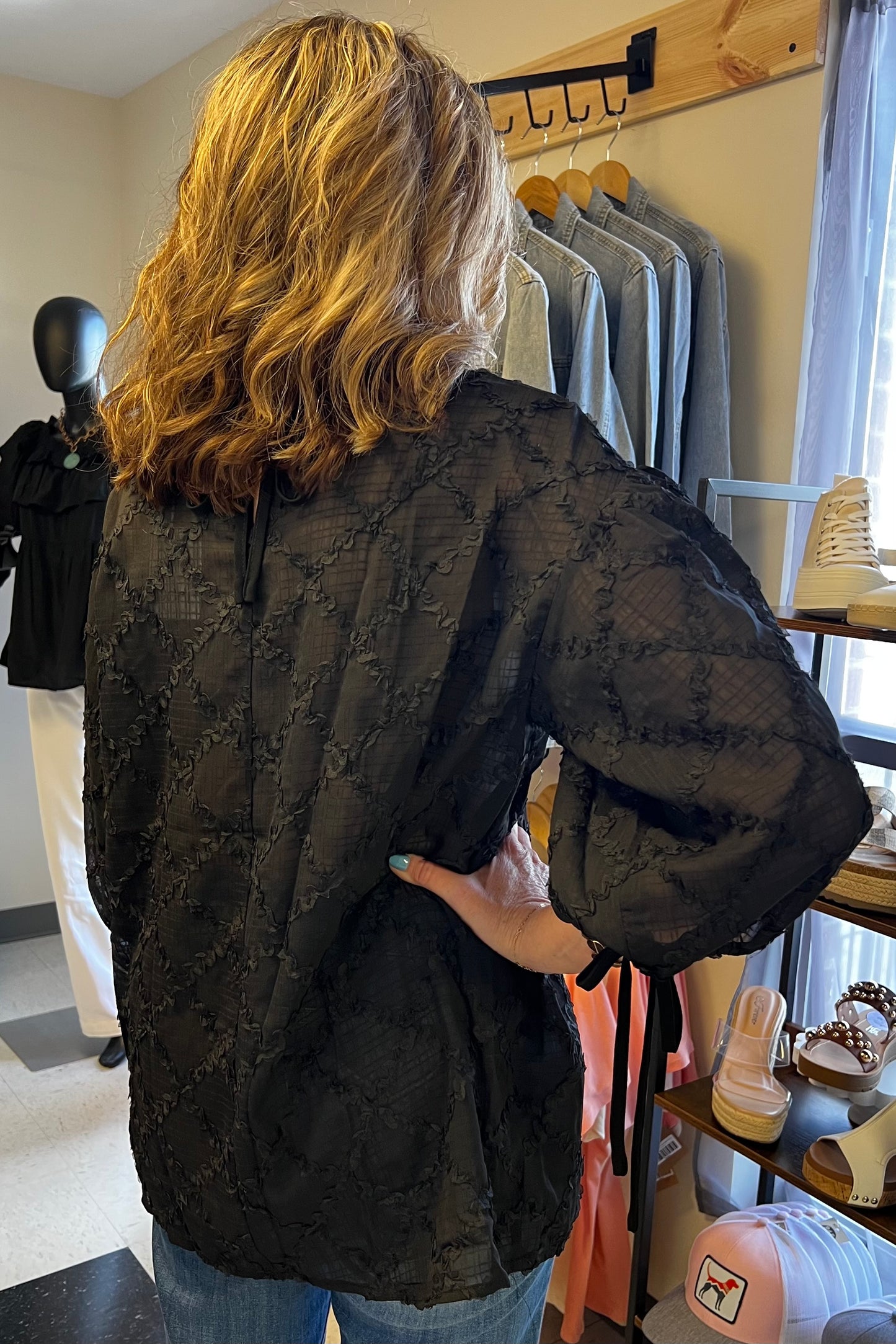 Solid Mesh Round Neck