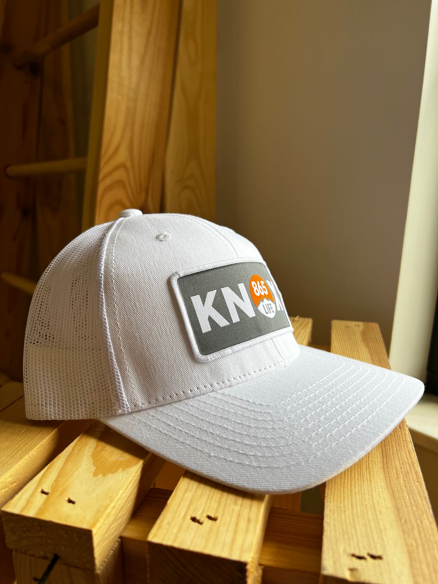 865LIFE White Mesh Hat