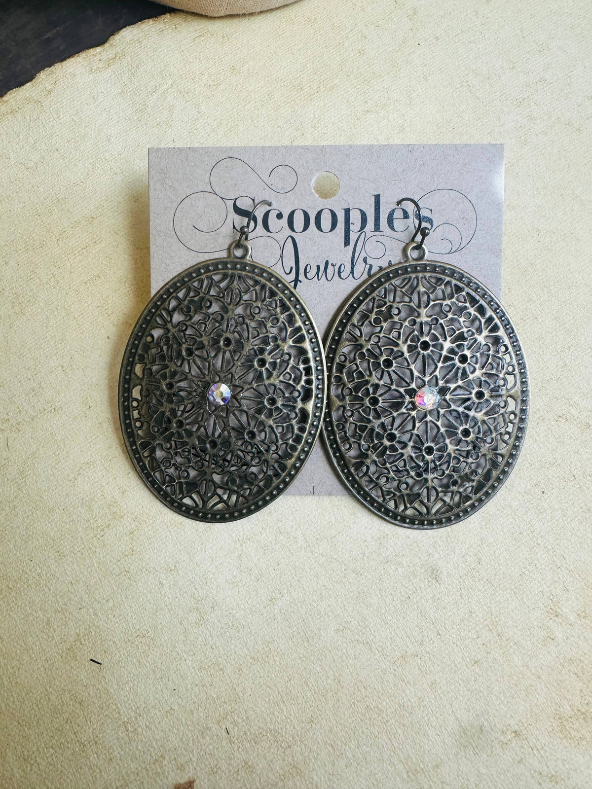 Oval Filigree Rhinestone 