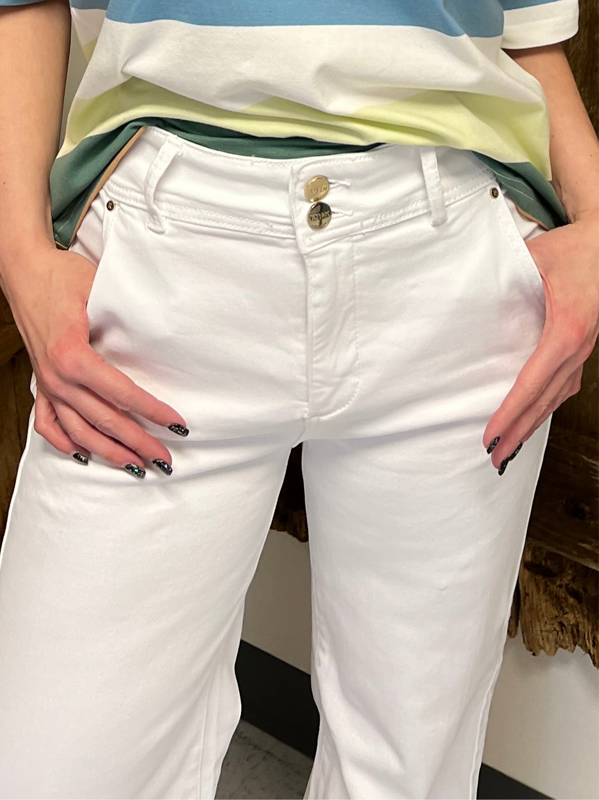 Risen High Rise Double Button Jeans