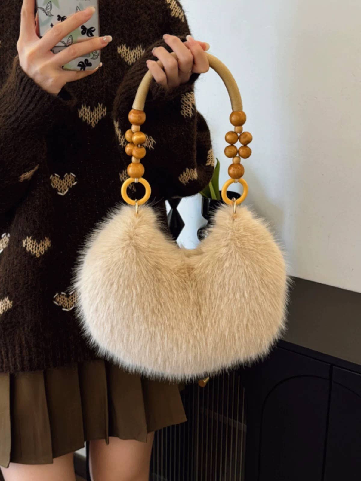 Women’s Plush Pillow Underarm Bag – Classic Streetwear Style