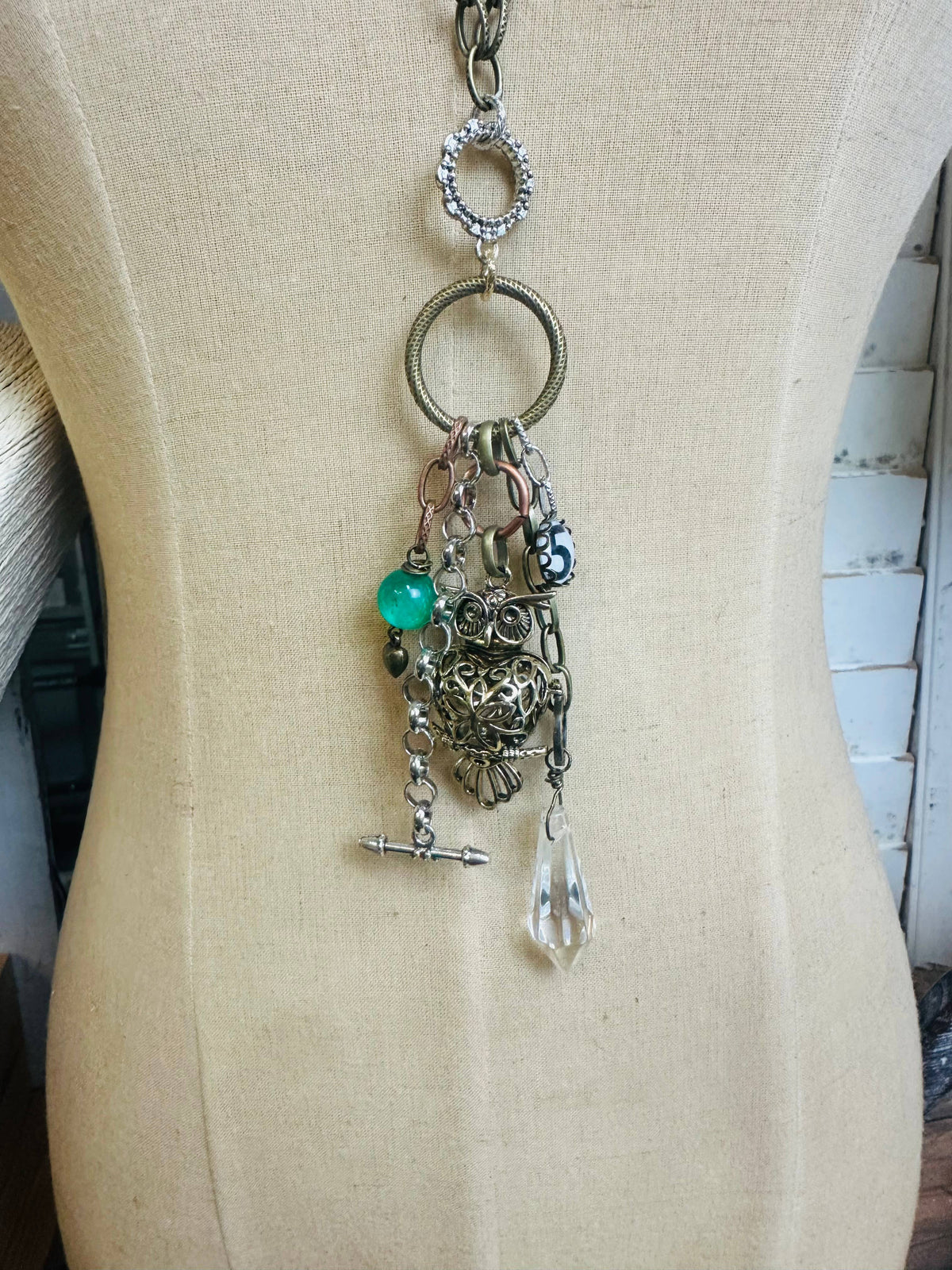 The Emerald Owl - Neck
